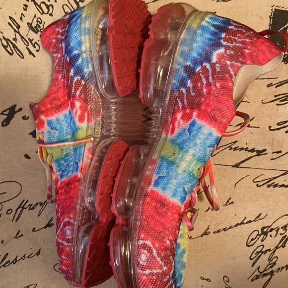 Tie Dye Mesh Elastic Sneakers - Picture 5 of 5